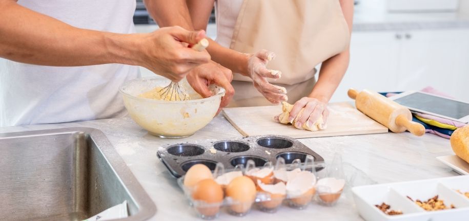 Wat heb je nodig om een taart te bakken? 7 onmisbare benodigdheden