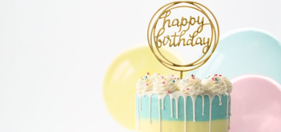 Creatieve en feestelijke taartdecoraties
