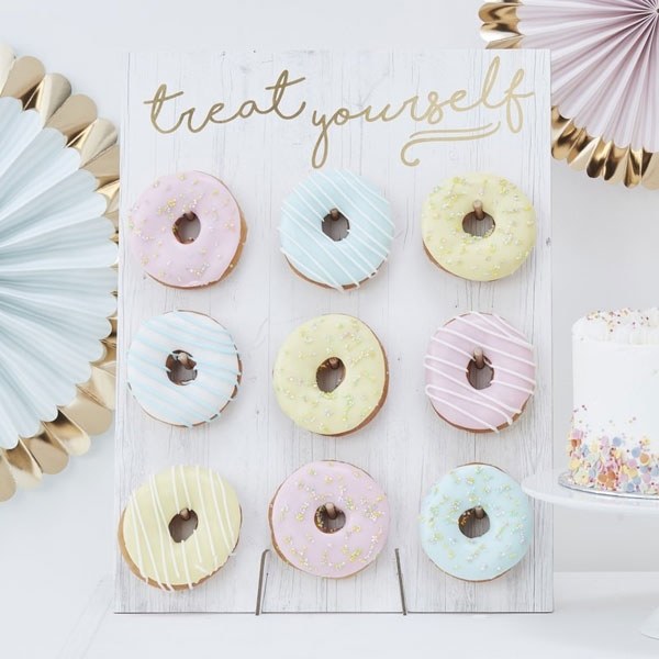 Treat Yourself Donut Wall Ginger Ray afbeelding