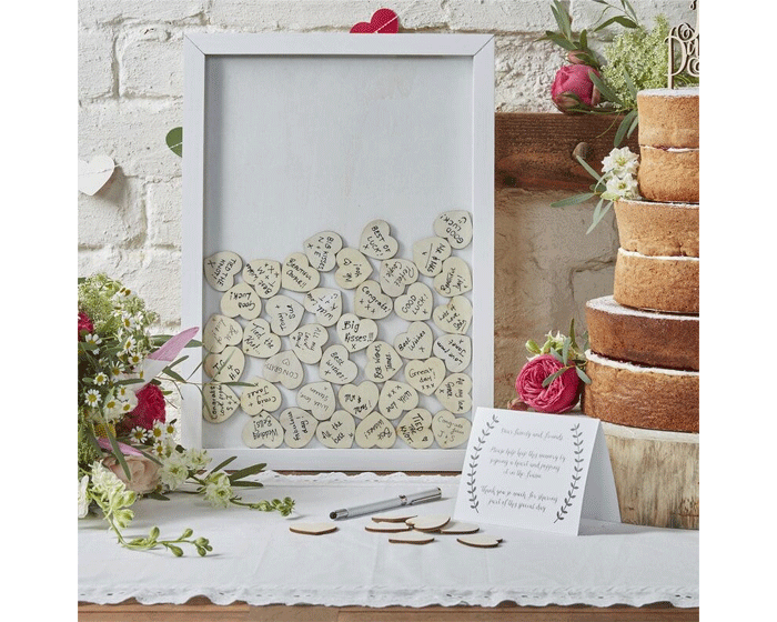 Houten Gastenboek Frame met hartjes Ginger Ray afbeelding